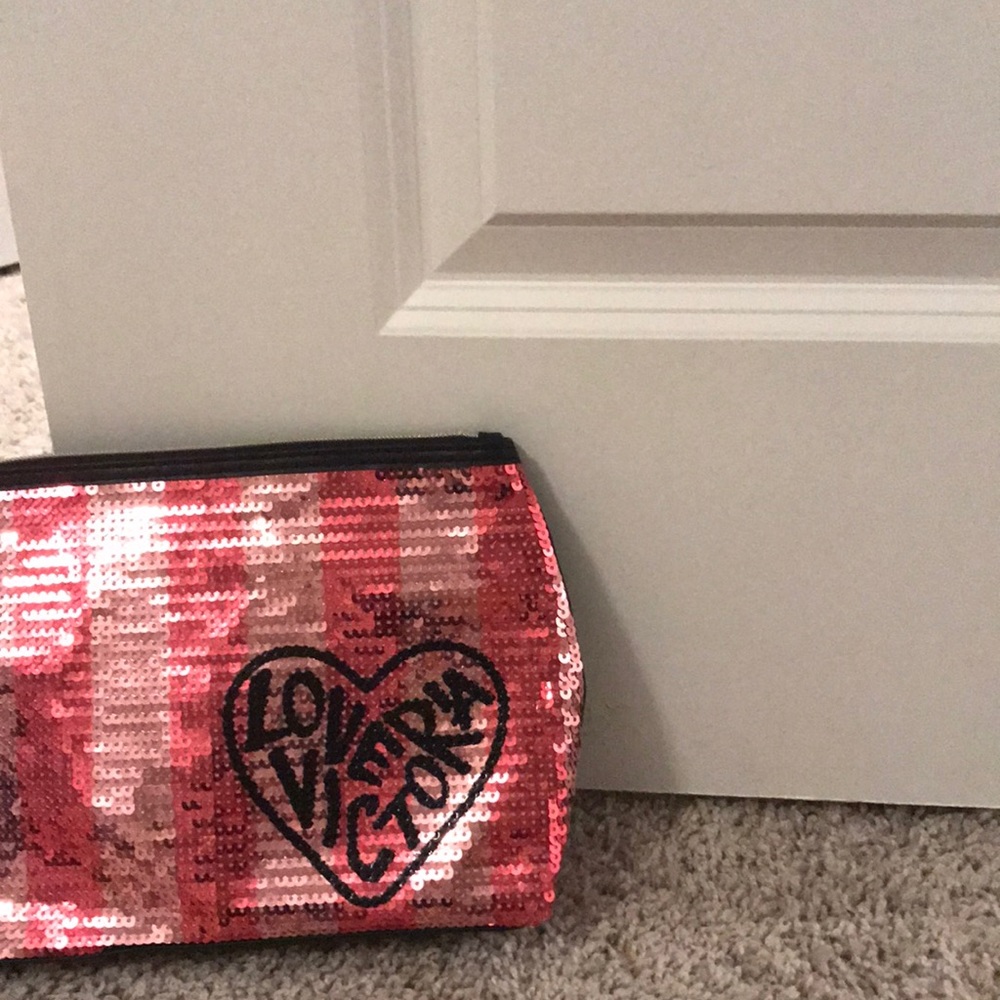Brand new makeup bag.